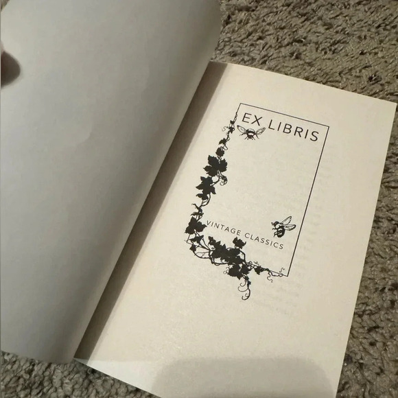 Gulliver’s Travels book - Picture 3 of 5